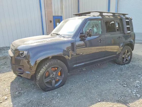2022 Land Rover Defender X-Dynamic SE
