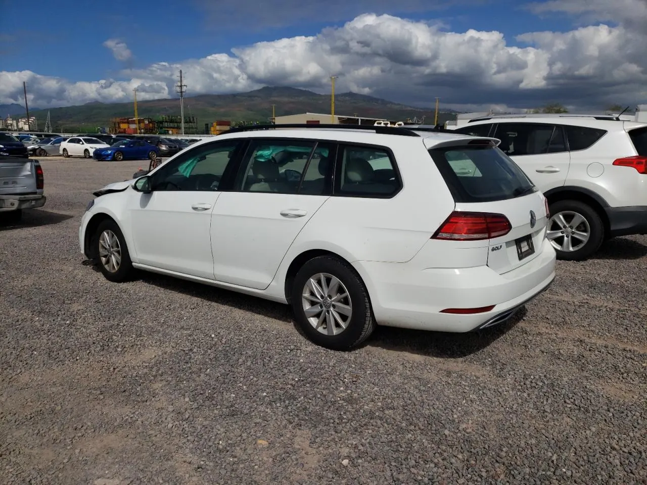 2019 Volkswagen Golf S