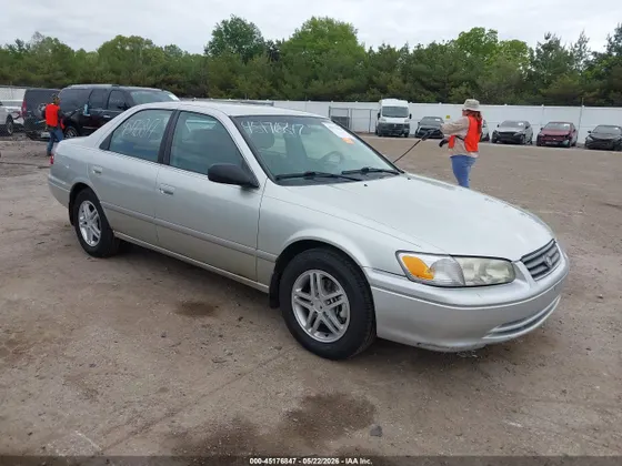 2000 Toyota Camry LE