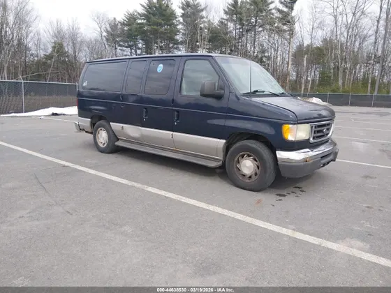 2003 Ford Econoline Wagon XL