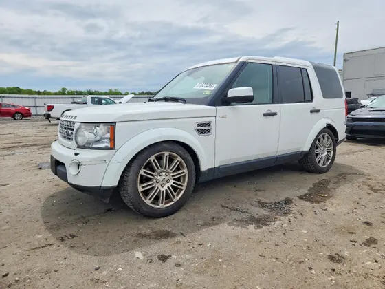 2013 Land Rover LR4 LUX