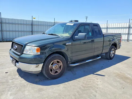 2005 Ford F-150 STX