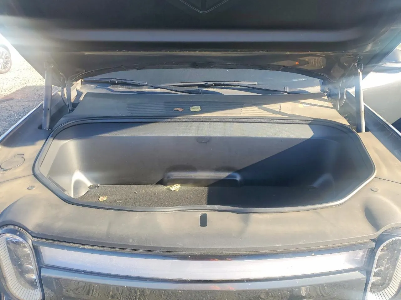 2024 Rivian R1T Adventure