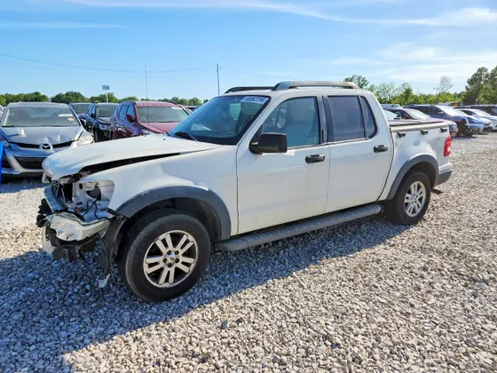 2009 Ford Explorer Sport Trac XLT