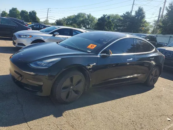 2019 Tesla Model 3 Mid Range