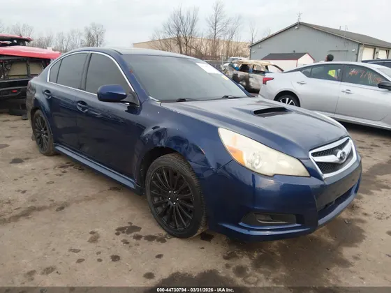 2010 Subaru Legacy GT Limited Moon