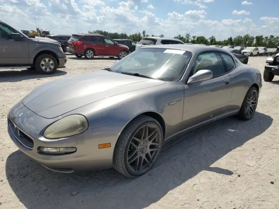 2004 Maserati COUPE GT