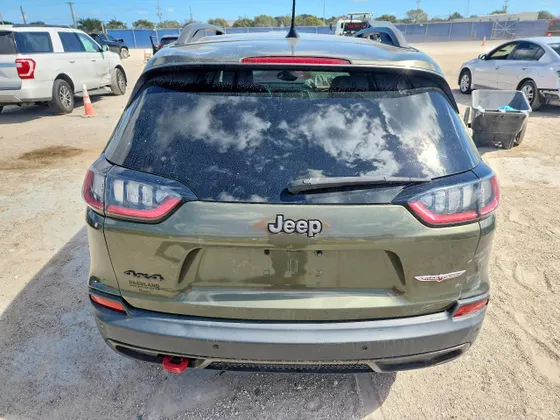 2019 Jeep Cherokee Trailhawk Elite