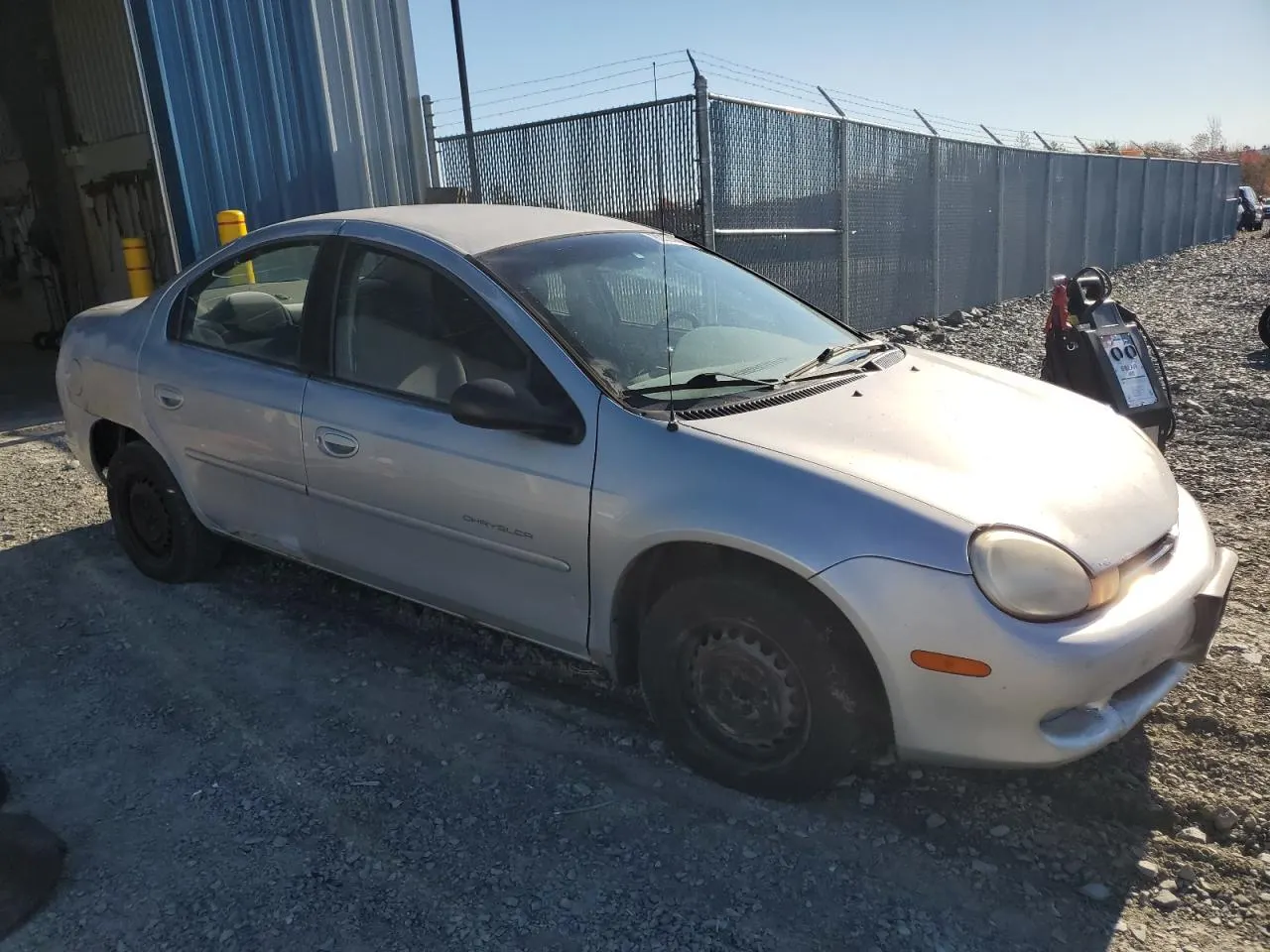 2000 Chrysler NEON LE