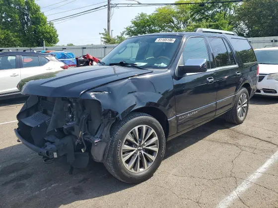 2017 Lincoln Navigator Select