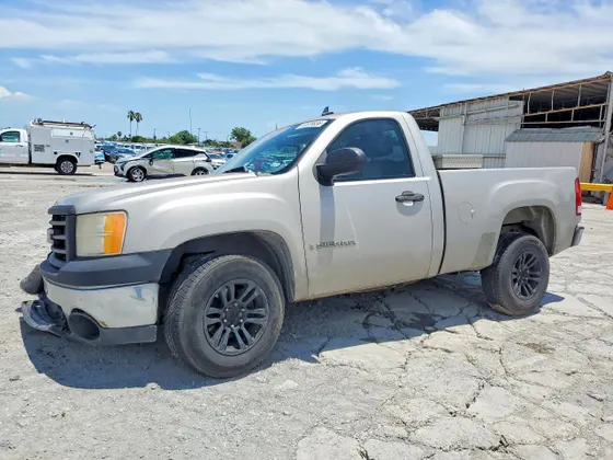 2007 GMC Sierra 1500 Work Truck
