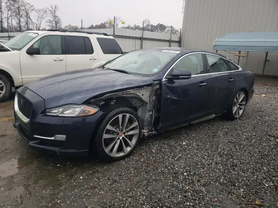 2018 Jaguar XJ R - SPORT