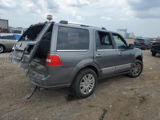2012 Lincoln Navigator