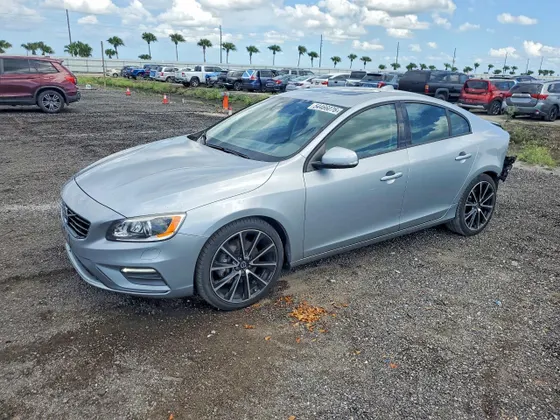 2017 Volvo S60 Dynamic
