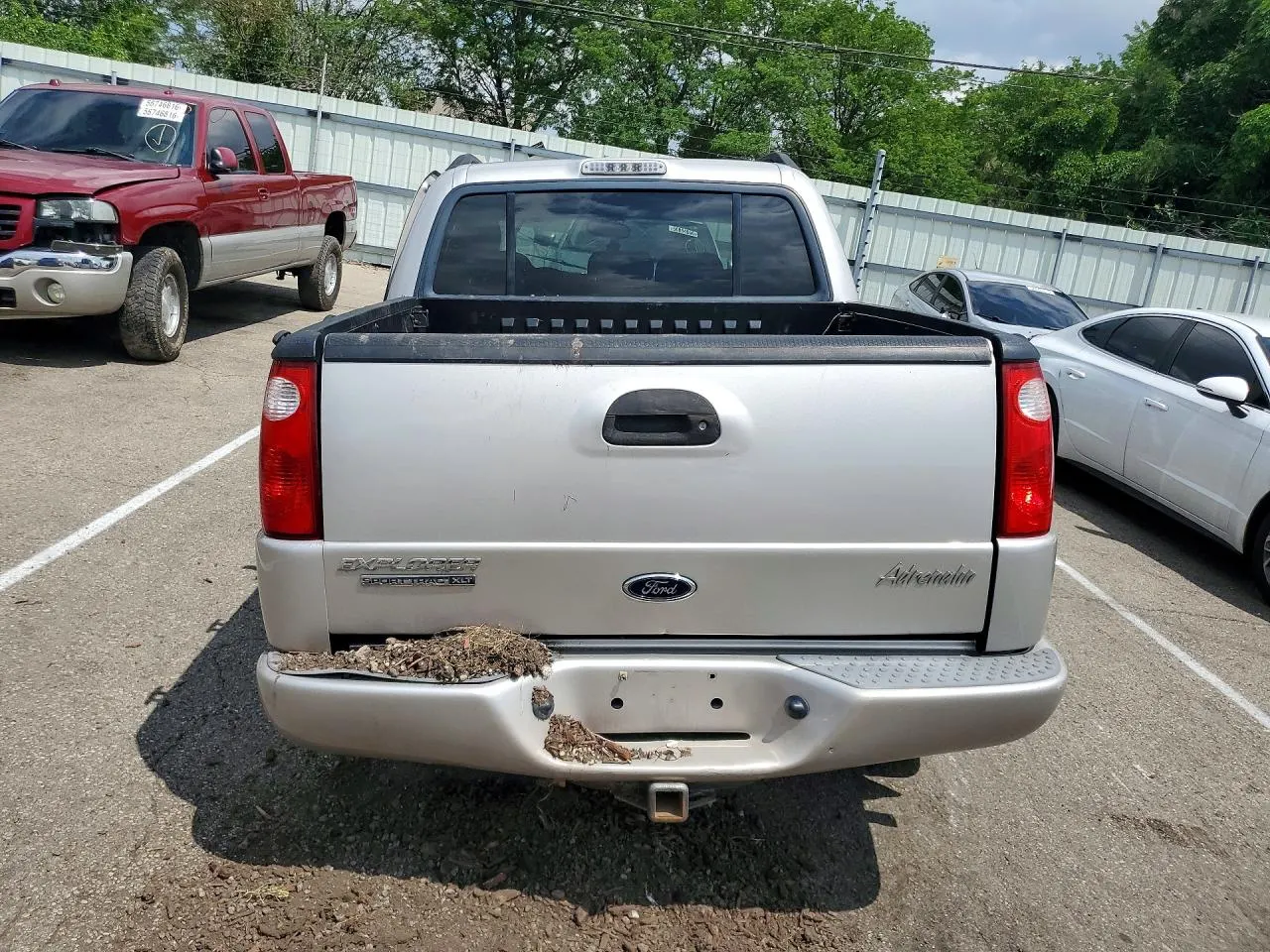 2005 Ford Explorer Sport Trac XLS