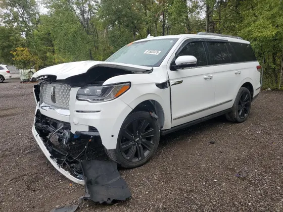 2022 Lincoln Navigator Reserve