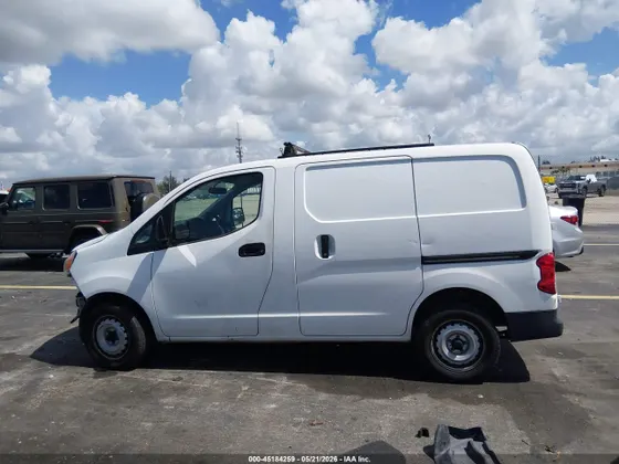 2015 Nissan NV200 SV