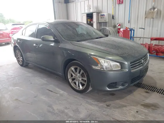 2011 Nissan Maxima 3.5 SV w/Premium Pkg