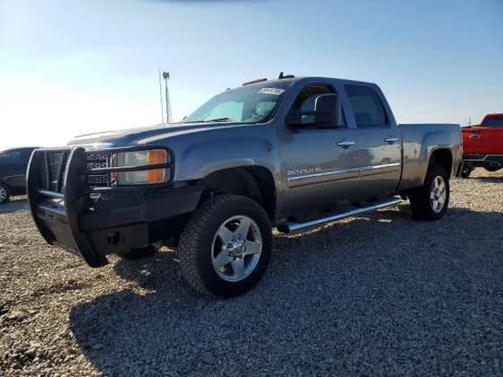 2014 GMC Sierra 2500HD Denali