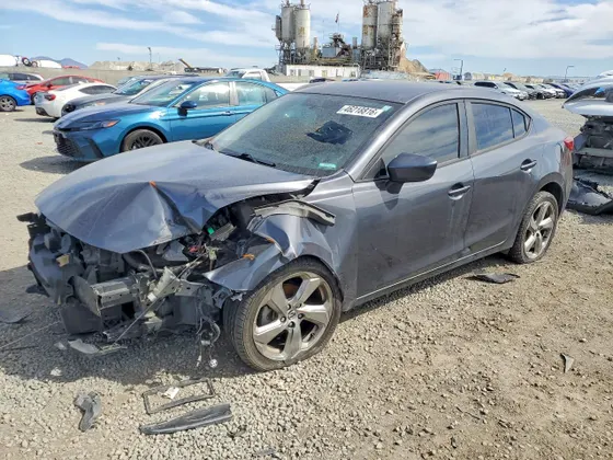 2016 Mazda Mazda3 i Sport