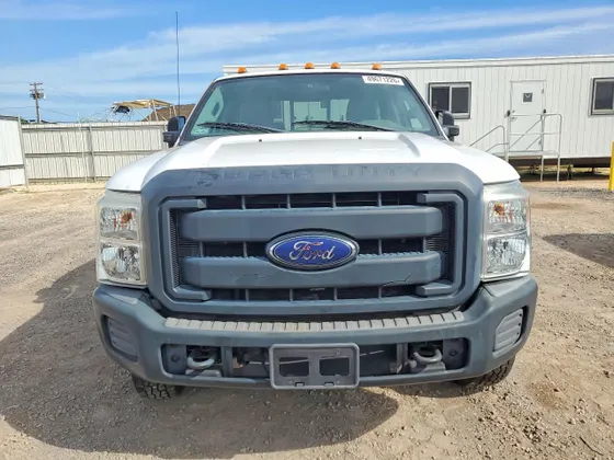 2015 Ford Super Duty F-350 DRW XLT