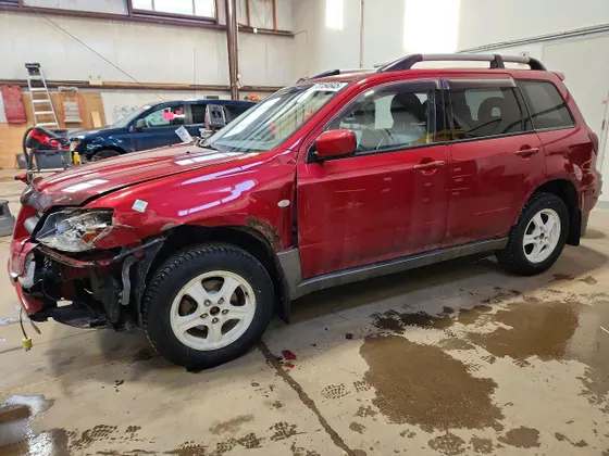 2004 Mitsubishi Outlander LS