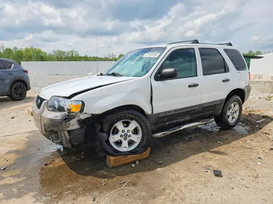 2005 Ford Escape XLT