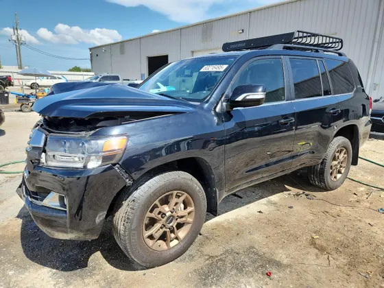 2020 Toyota Land Cruiser VX-R