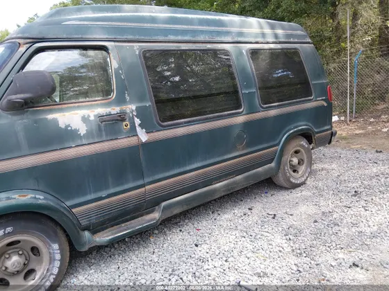 1999 Dodge Ram Van