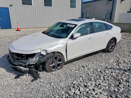 2024 Honda Accord Sedan EX