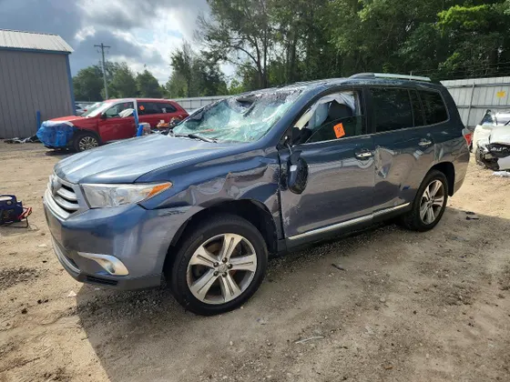 2013 Toyota Highlander Limited