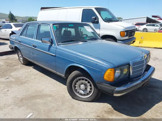 1982 Mercedes-Benz 300 Series 300D-T