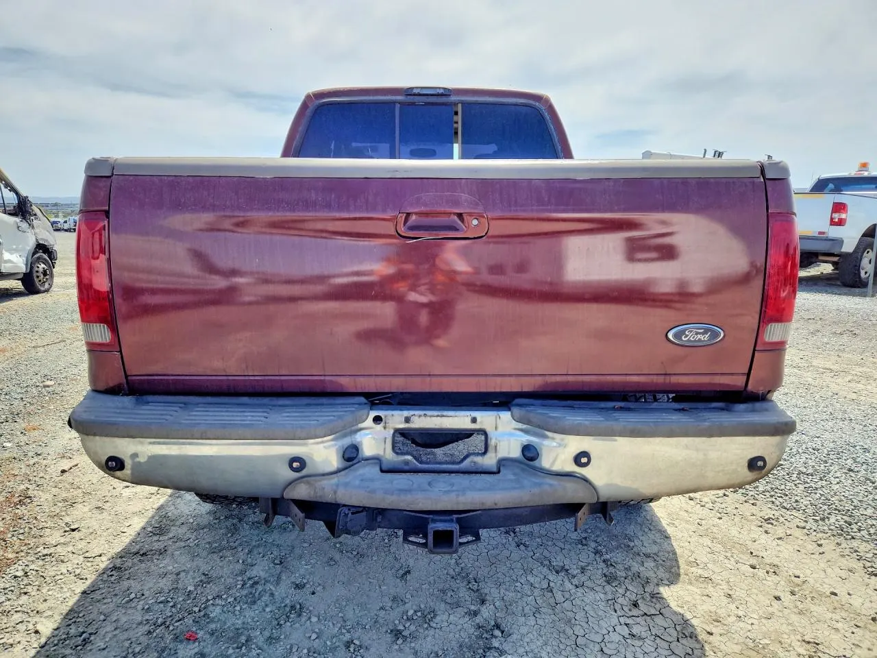 2005 Ford Super Duty F-350 SRW XL