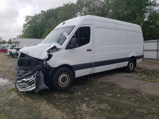 2021 Freightliner SPRINTER 2500