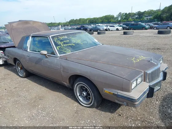 1983 Pontiac Grand Prix LJ