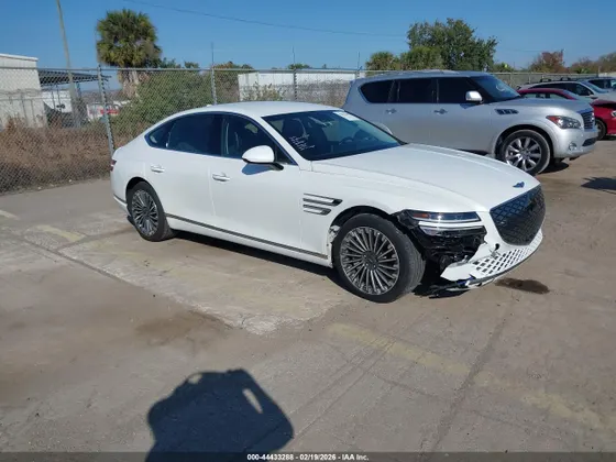 2023 Genesis Electrified G80