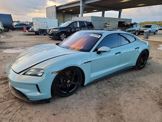 2025 Porsche Taycan