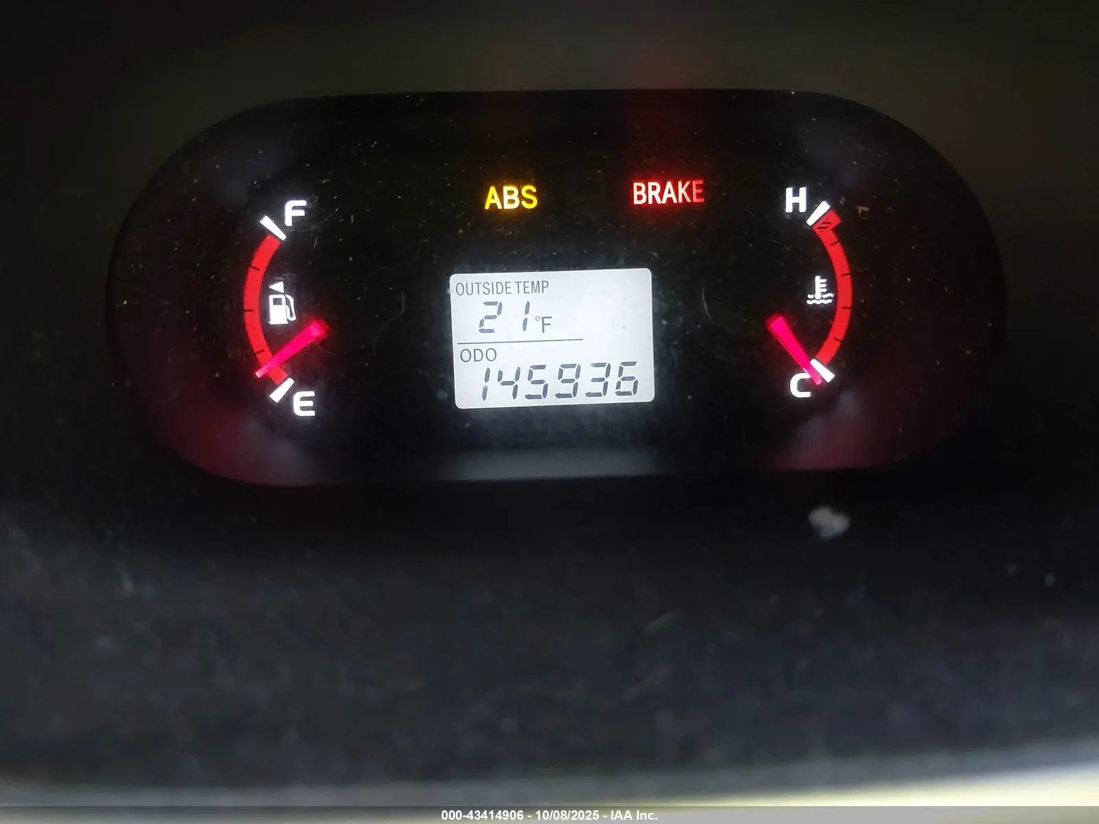 2010 Pontiac Vibe w/1SA