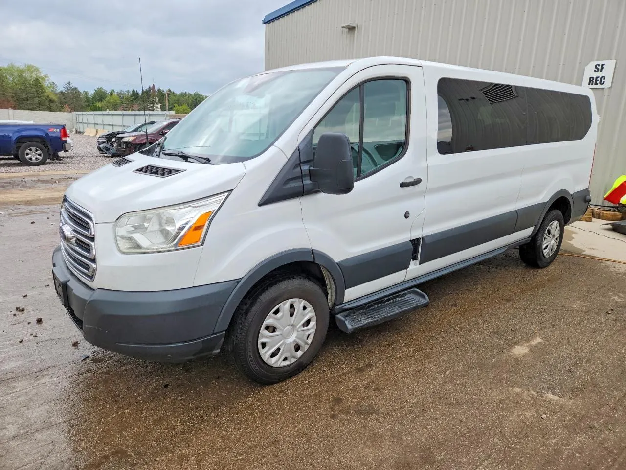 2015 Ford Transit Wagon XLT