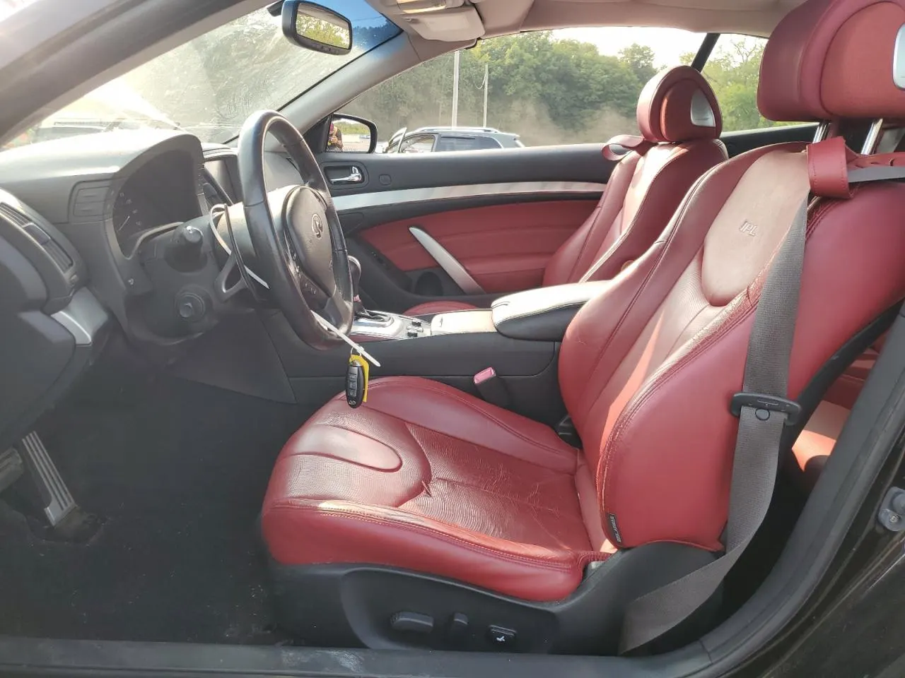 2014 INFINITI Q60 Convertible