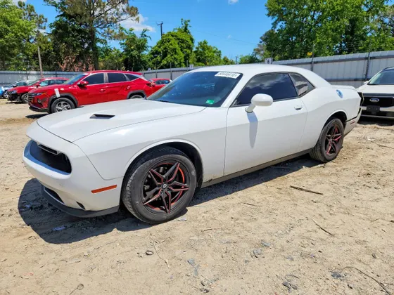 2019 Dodge Challenger SXT