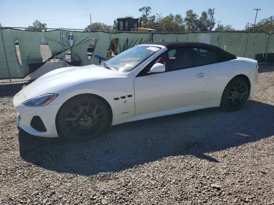 2019 Maserati GranTurismo Convertible Sport