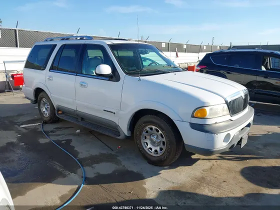 1999 Lincoln Navigator