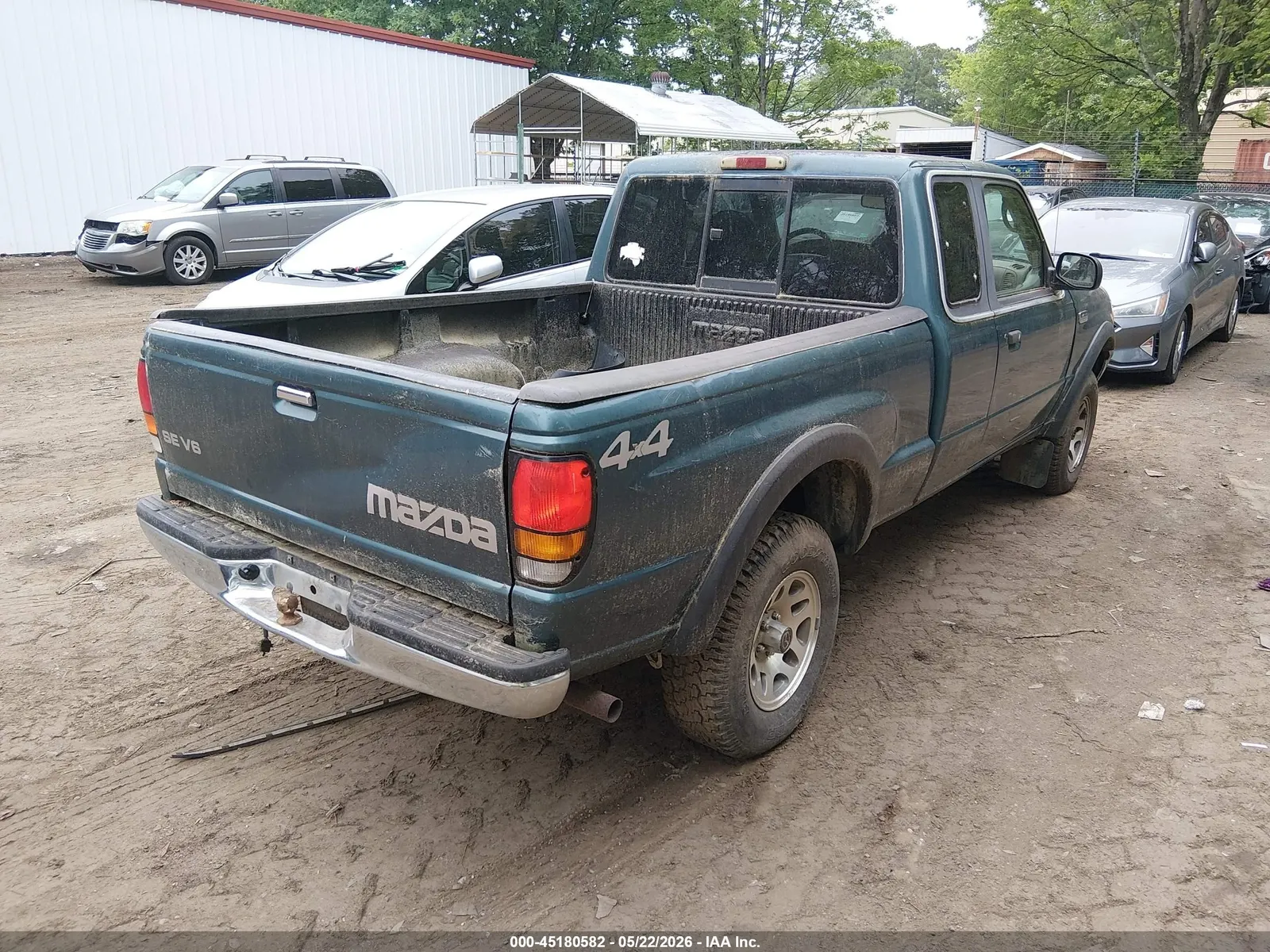 1998 Mazda B-Series 4WD Truck SE