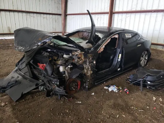 2021 Tesla Model S Performance