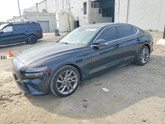 2022 Genesis G70 2.0T