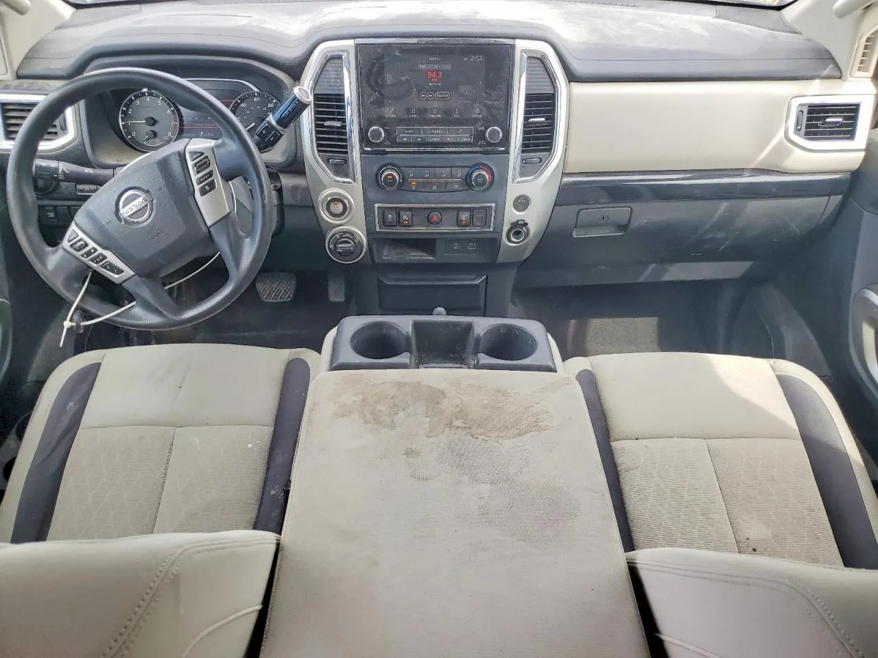 2021 Nissan Titan SV
