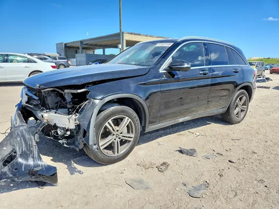 2020 Mercedes-Benz GLC GLC 300