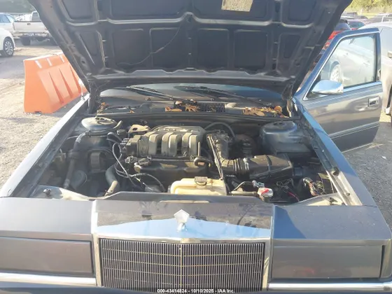1991 Chrysler New Yorker FIFTH AVENUE
