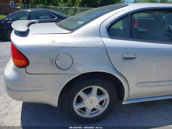 2003 Oldsmobile Alero GL1